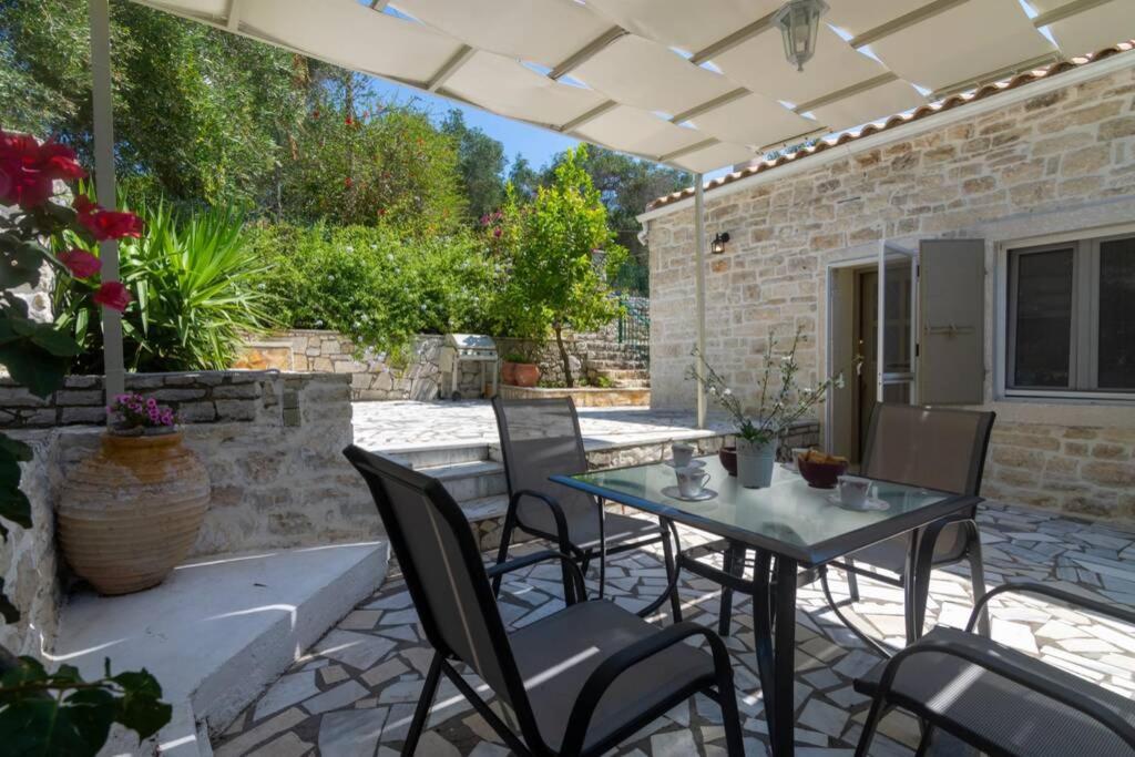 Thanos Cottage Vlachopoulátika Exterior foto